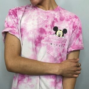 NEFF Disney Collab Women's Unisex Mickey Mouse Pocket T-Shirt Pink Tie Dye Large